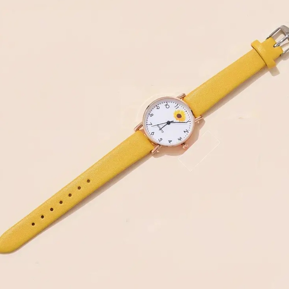 NEW| Women’s 2pc Chic Yellow Sunflower Quartz Watch & Bracelet Set - Picture 2 of 6